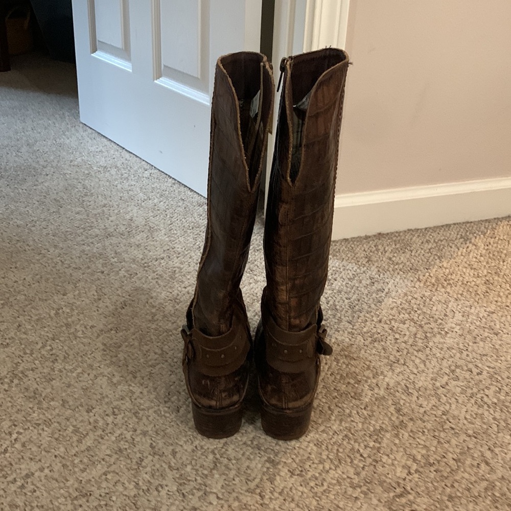 Ugg Brown Esplande Croc Java Brown Leather Boots … - image 4